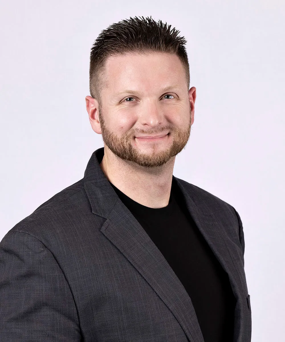 Aaron Schmidtke headshot