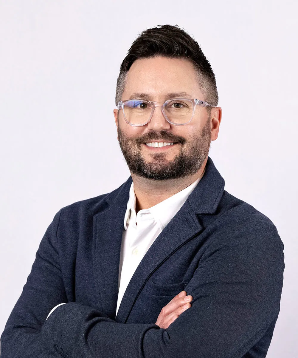 Mitch Whitney headshot